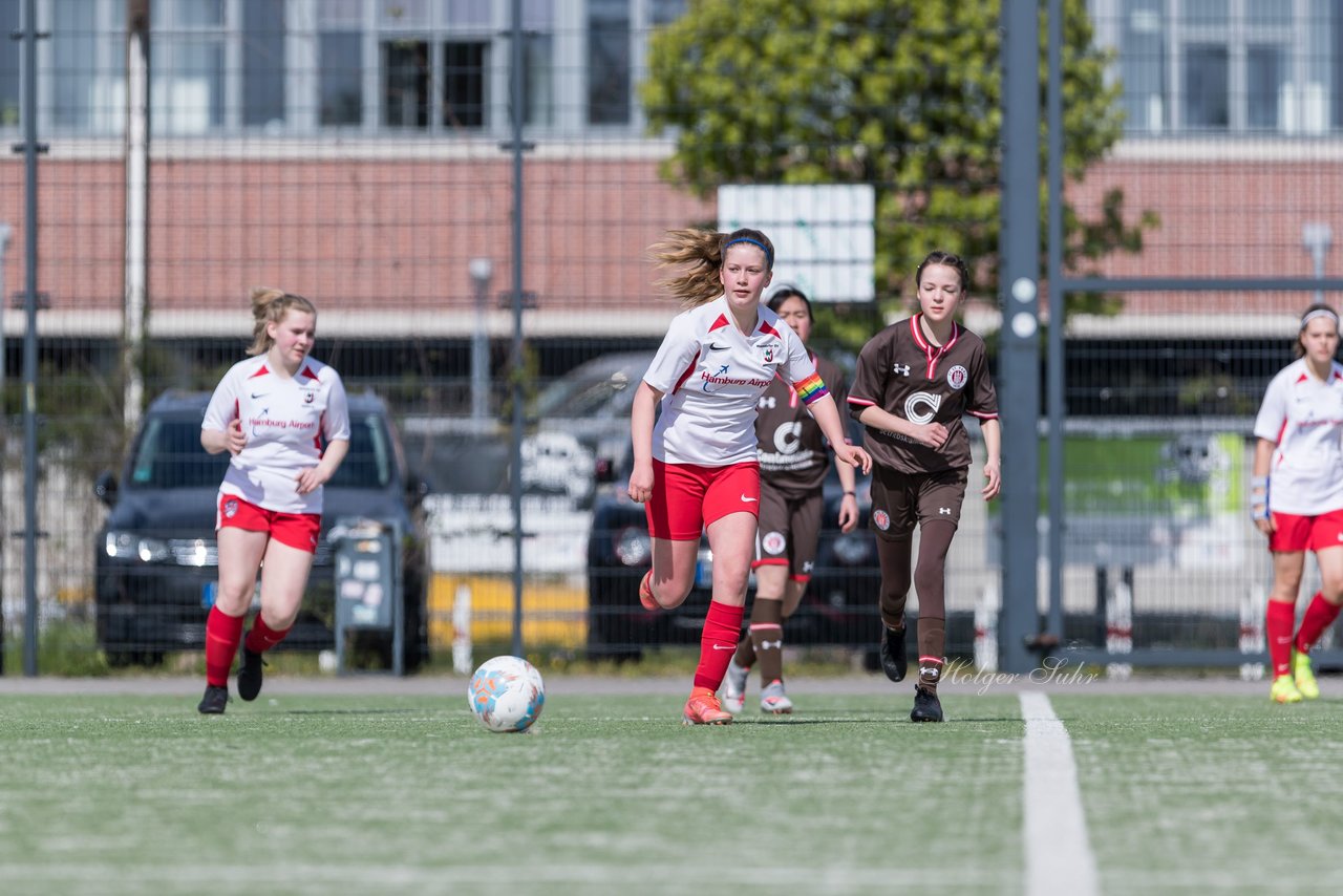 Bild 121 - wBJ St. Pauli - Walddoerfer : Ergebnis: 1:11